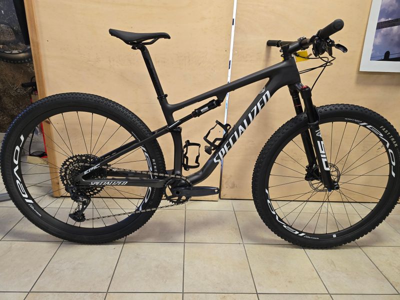 Used Specialized Epic Expert Carbon 2022 MTB