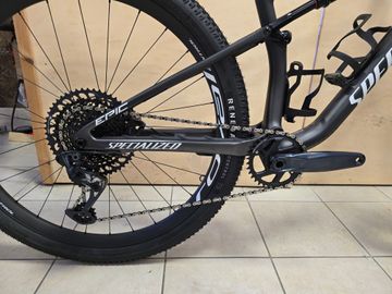 Używany Specialized Epic Expert Carbon 2022 Mountainbike — zdjęcie 2 z 7