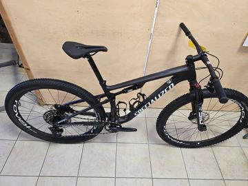 Używany Specialized Epic Expert Carbon 2022 Mountainbike — zdjęcie 4 z 7