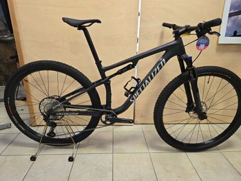 Used Specialized Epic Comp Carbon 2021 MTB