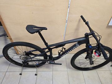 Použité Specialized Epic Comp Carbon 2021 Mountainbike — obrázek 5 z 9