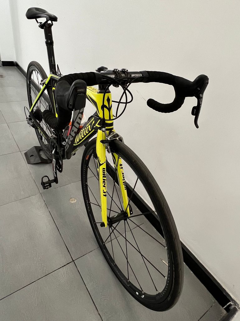 Used Wilier Cento1 SR 2015 Road & Gravel, Black — image 4 of 8