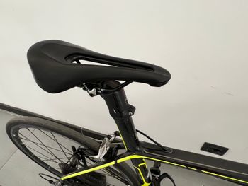 Used Wilier Cento1 SR 2015 Road & Gravel, Black — image 6 of 8