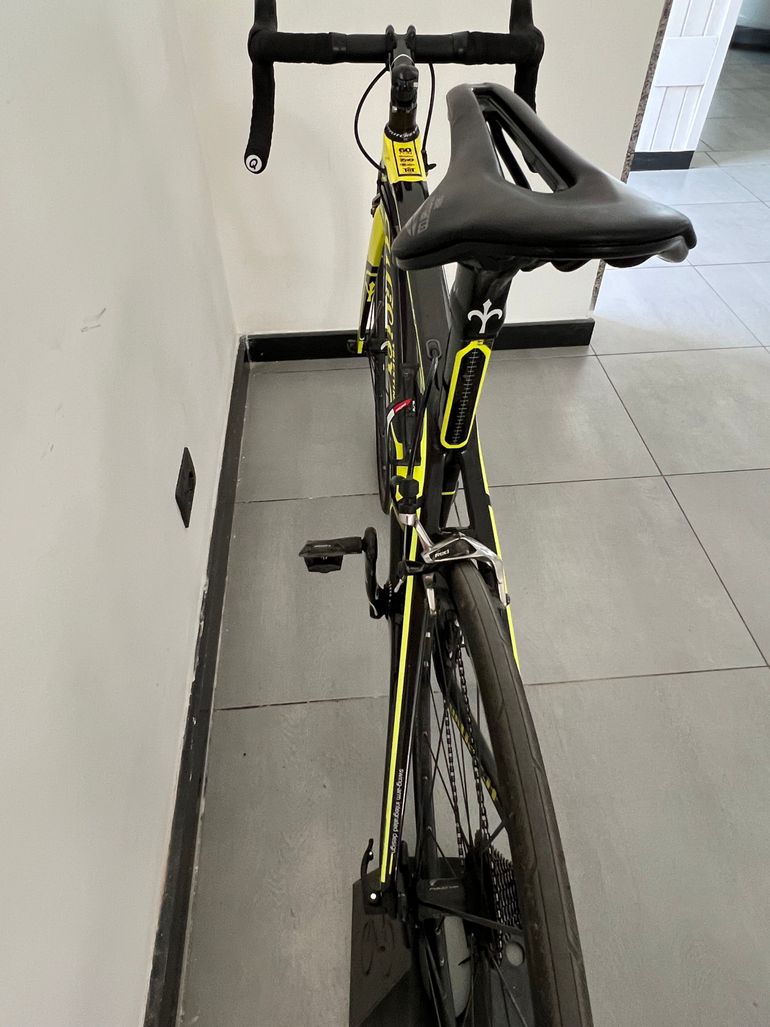 Used Wilier Cento1 SR 2015 Road & Gravel, Black — image 7 of 8
