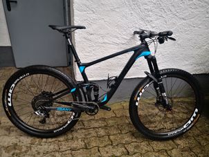 Giant - Anthem Advanced 27.5 0 Team 2015, 2015