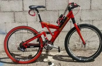 Used Cannondale Super-V 900 2000 Mountainbike, Rot — image 1 of 6