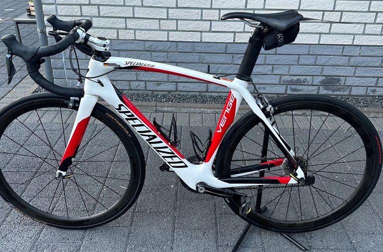 Used Specialized Venge Comp Ultegra 2014 2014 Road & Gravel, Rot — image 1 of 12