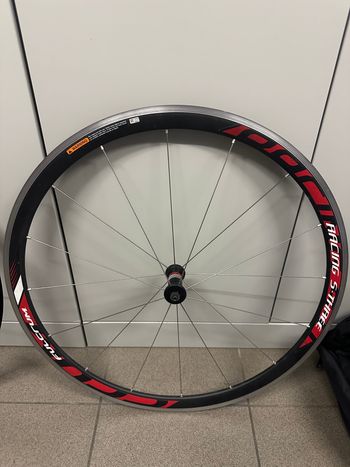 Used Specialized Venge Comp Ultegra 2014 2014 Road & Gravel, Rot — image 12 of 12