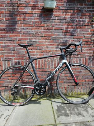 Giant - TCR Advanced 2 2018, 2018