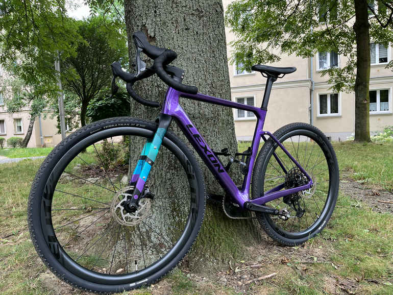 Used Custom Lexon GFE Gravel 2024 Road & Gravel, Purple — image 4 of 12