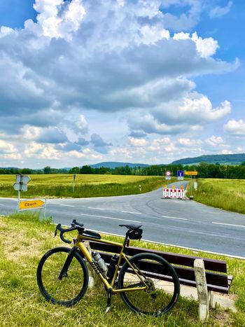 Used Rose BACKROAD GRX RX810 Di2 2021 Road & Gravel, Green — image 1 of 7