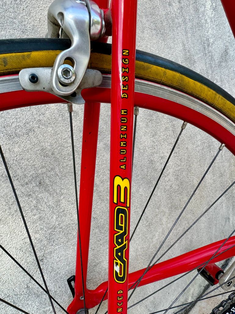 Used Cannondale CAAD3 2000 Road & Gravel, Red — image 4 of 5