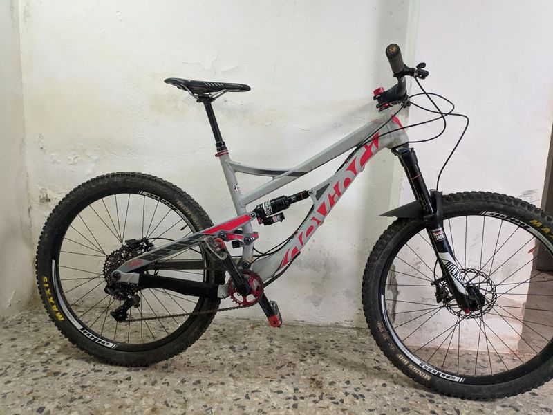 Tweedehands Devinci Spartan GX 2017 2017 MTB