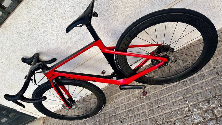 Used Canyon Aeroad CF SLX Disc 8.0 Di2 2018 2018 Road & Gravel, Rot — image 7 of 13