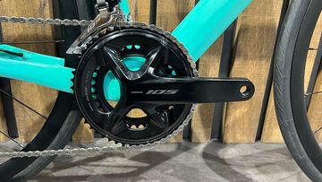 Brugt Bianchi Infinito CV 105 Di2 2023 2023 Road & Gravel — billede 4 af 8