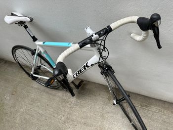 Used Trek Alpha 2.1 Road & Gravel, Rosso — image 3 of 9