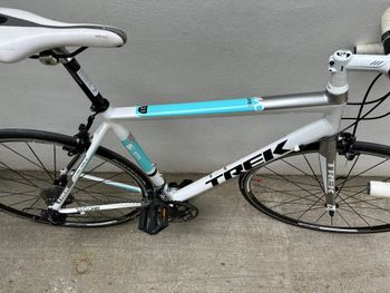 Used Trek Alpha 2.1 Road & Gravel, Rosso — image 2 of 9