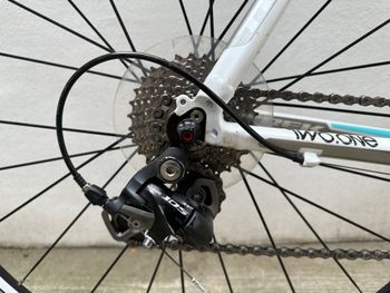 Used Trek Alpha 2.1 Road & Gravel, Rosso — image 7 of 9