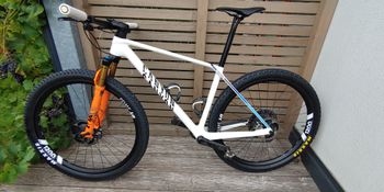 Used Canyon Exceed CFR Team 2022 Mountainbike, Weiß — image 1 of 4