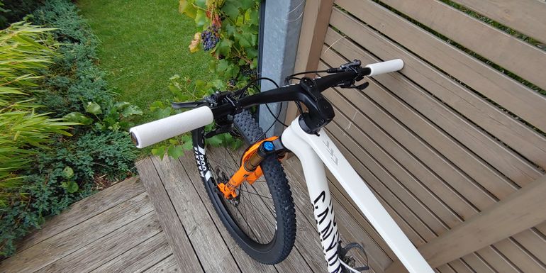 Used Canyon Exceed CFR Team 2022 Mountainbike, Weiß — image 2 of 4