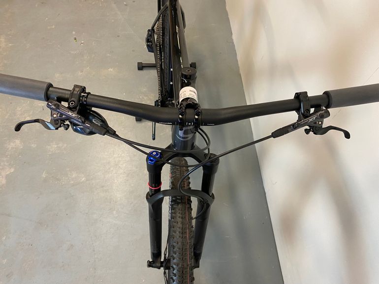 Used Cannondale FS-I Carb 3 2023 Mountainbike — image 9 of 12