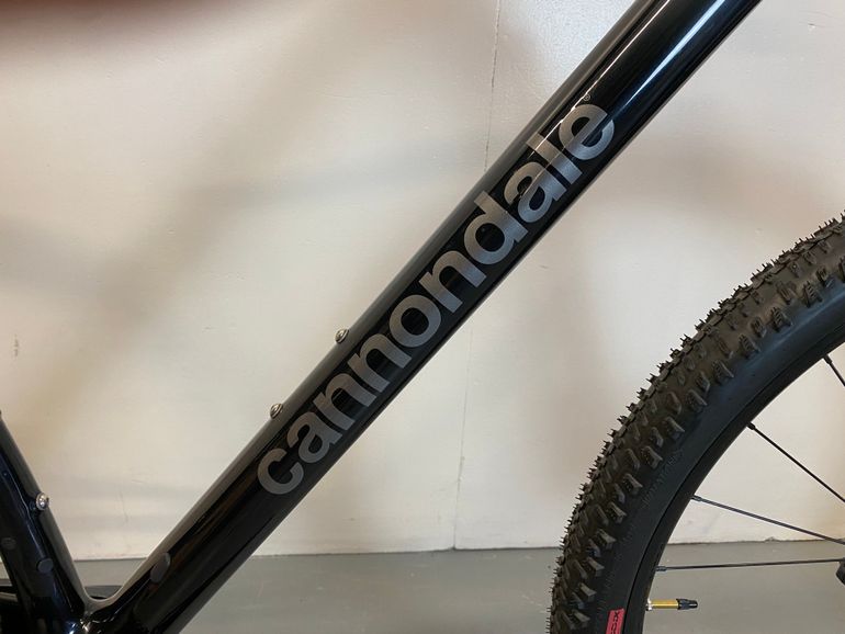 Used Cannondale FS-I Carb 3 2023 Mountainbike — image 2 of 12