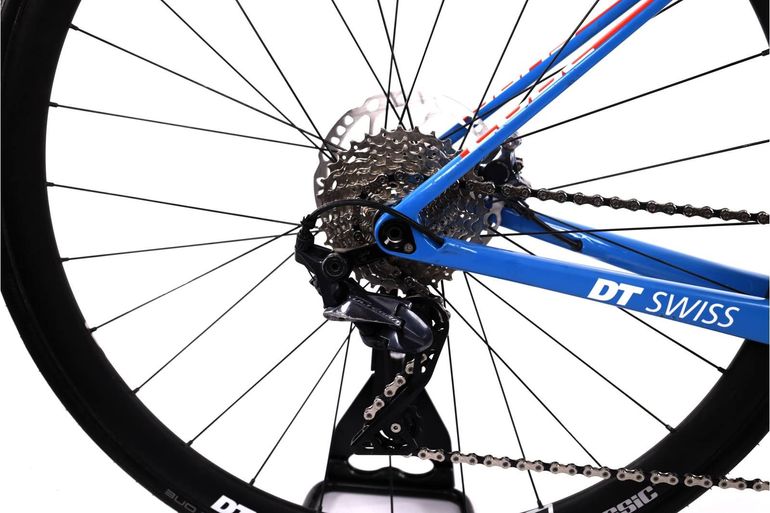 Used CUBE Attain 2020 Road & Gravel, shop.filter.color.0000ff — image 8 of 20