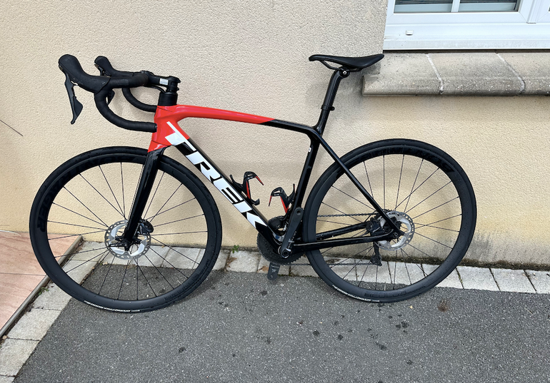 Used Trek Emonda SL6 2022 Road & Gravel — image 2 of 3
