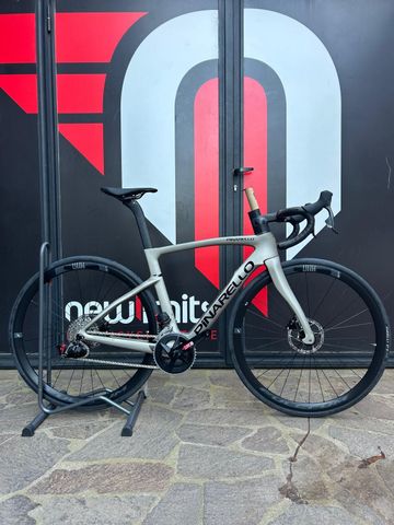 Gebrauchtes Pinarello Dogma F Disc 2023 Road & Gravel