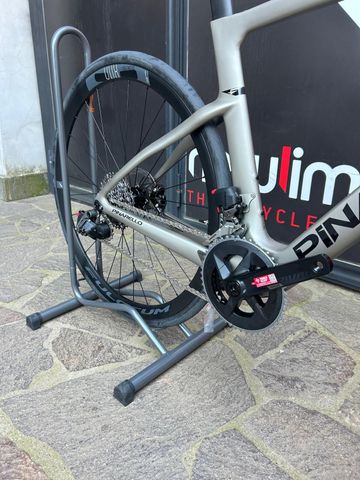 Used Pinarello Dogma F Disc 2023 Road & Gravel, Light Gray — image 15 of 15