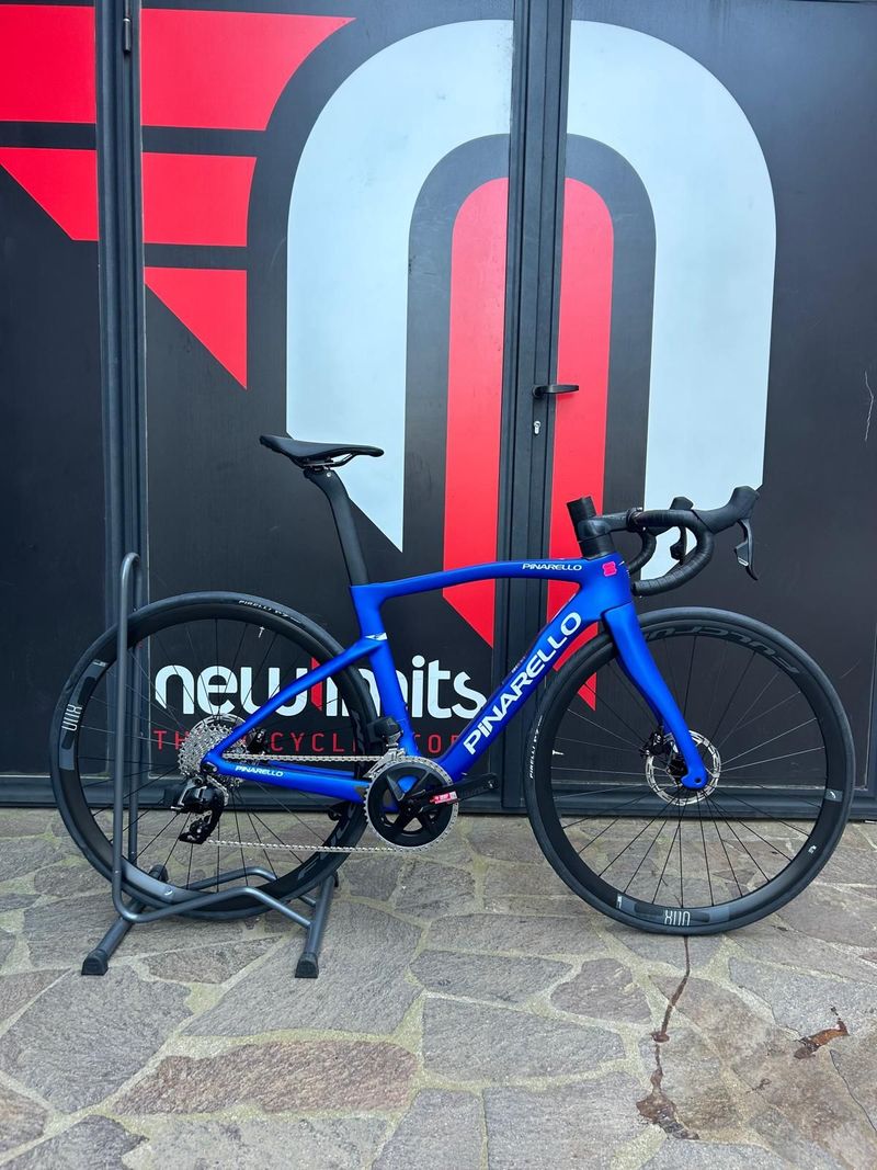 Gebrauchtes Pinarello dogma f5 2023 Road & Gravel