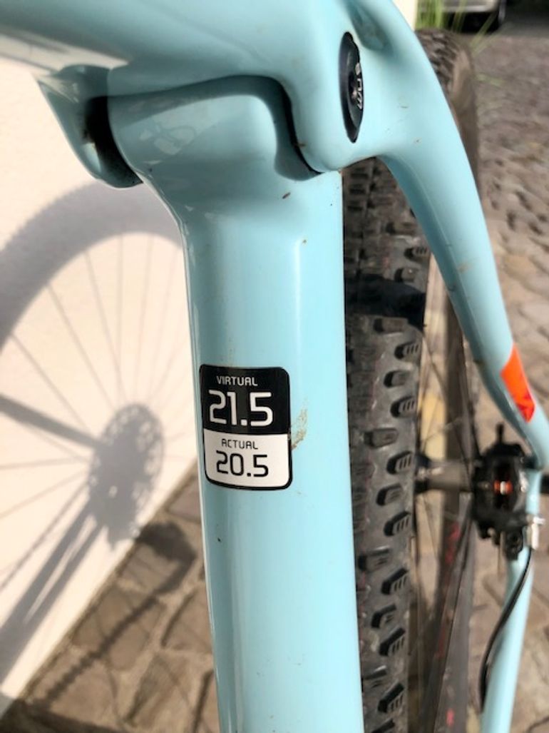 Used Trek Procaliber 9.8 SL 2016 Mountainbike — image 4 of 6