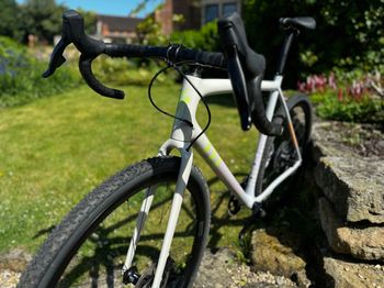 Used Specialized Crux Expert 2023 2023 Road & Gravel, Light Gray — image 4 of 10