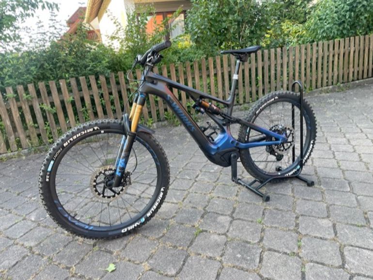 Used Specialized S-Works Turbo Levo 2022 Mountainbike, Blau — image 6 of 13