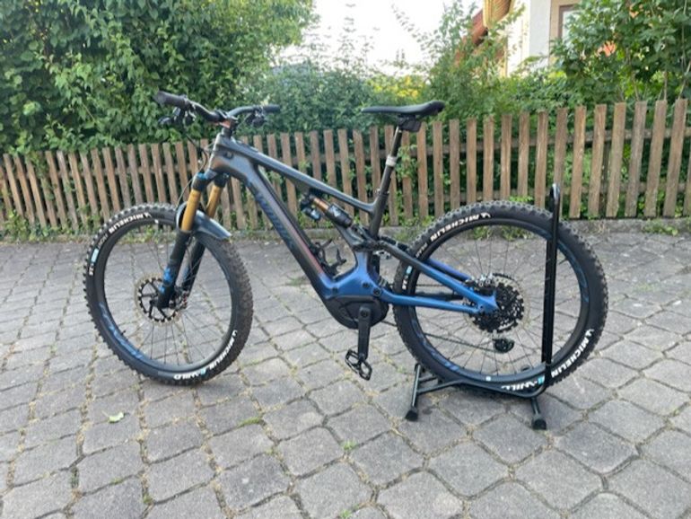 Used Specialized S-Works Turbo Levo 2022 Mountainbike, Blau — image 13 of 13