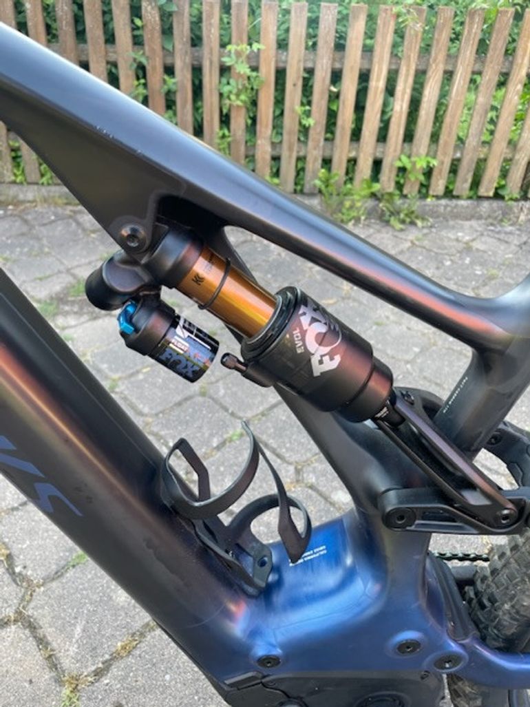 Used Specialized S-Works Turbo Levo 2022 Mountainbike, Blau — image 4 of 13