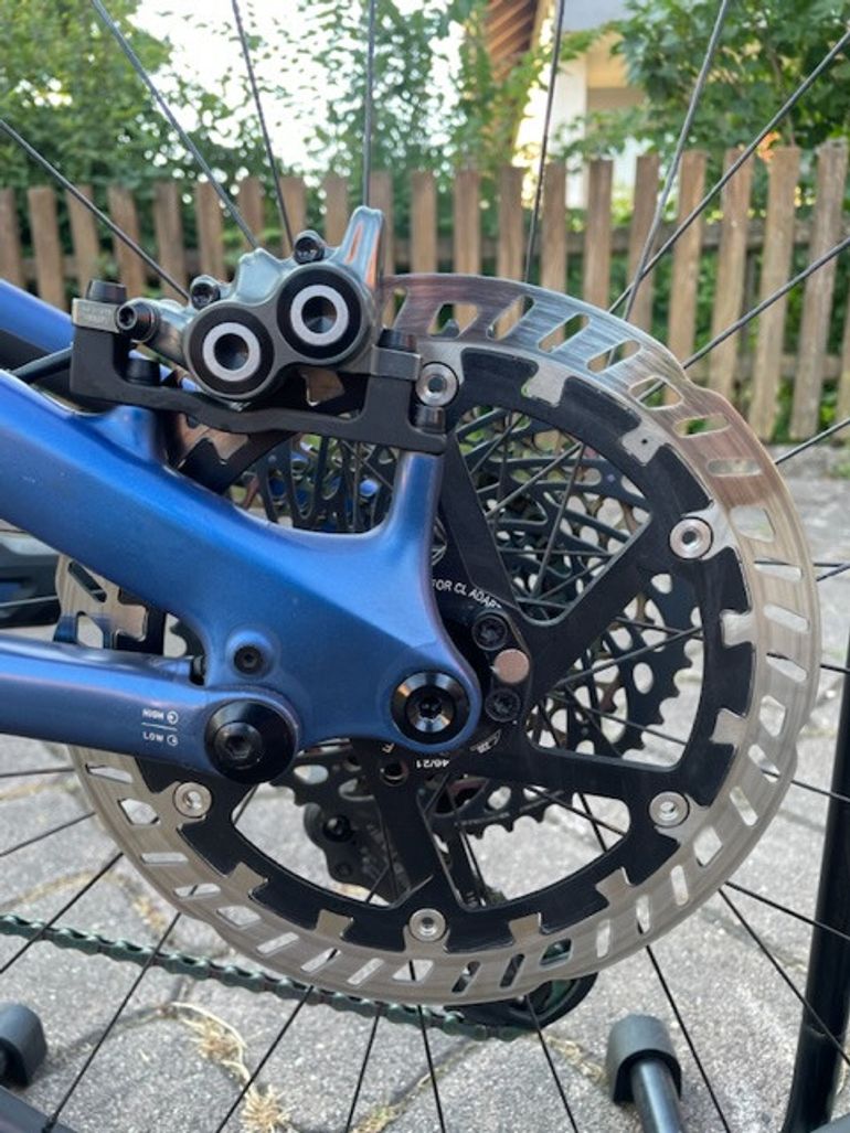 Used Specialized S-Works Turbo Levo 2022 Mountainbike, Blau — image 7 of 13