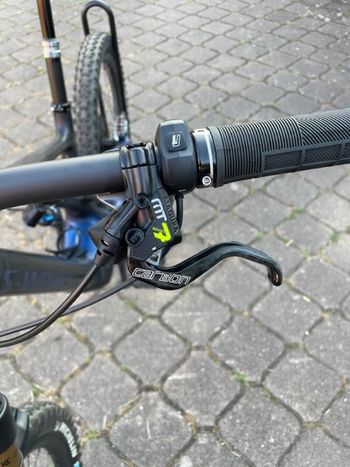 Used Specialized S-Works Turbo Levo 2022 Mountainbike, Blau — image 8 of 13