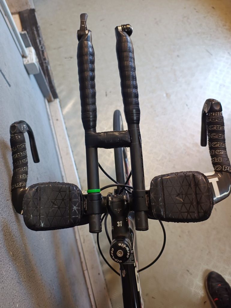 Used Cervélo P2 2011 Road & Gravel, Red — image 6 of 12