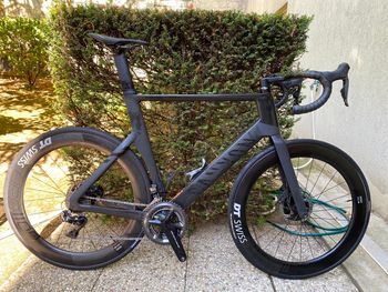 Used Canyon Aeroad CFR Disc Di2 2021 Road & Gravel — image 1 of 3