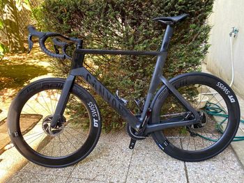 Used Canyon Aeroad CFR Disc Di2 2021 Road & Gravel — image 3 of 3
