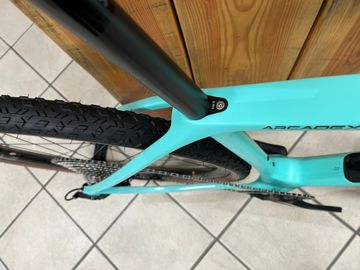 Used Bianchi ARCADEX PRO TG M 2025 Road & Gravel, Green — image 10 of 14