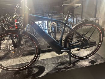 Used Specialized Turbo Vado 3.0 TEST 2021 Mountainbike, Blue — image 5 of 9