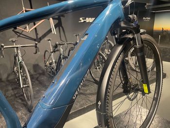 Used Specialized Turbo Vado 3.0 TEST 2021 Mountainbike, Blue — image 8 of 9