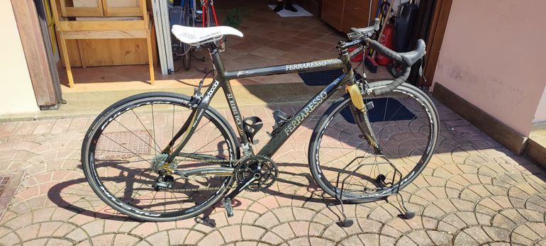 Used Ferrini 2023 2023 Road & Gravel, Schwarz — image 1 of 5