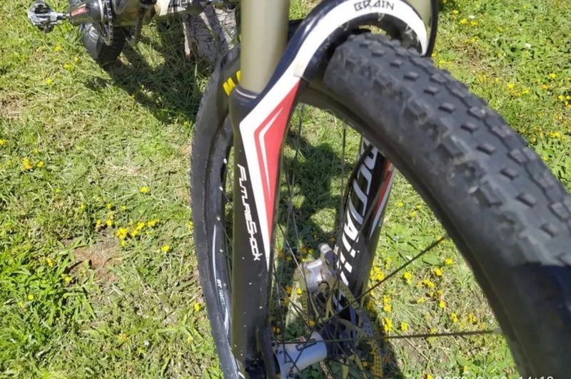 Used Specialized S-Works Epic 2011 2011 Mountainbike, Black, 27.5 (650B) — image 4 of 8