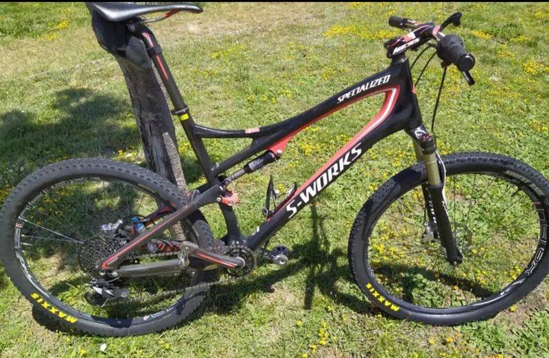 Used Specialized S-Works Epic 2011 2011 Mountainbike, Black, 27.5 (650B) — image 1 of 8