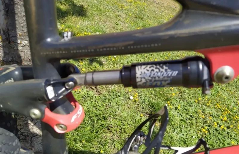 Used Specialized S-Works Epic 2011 2011 Mountainbike, Black, 27.5 (650B) — image 3 of 8