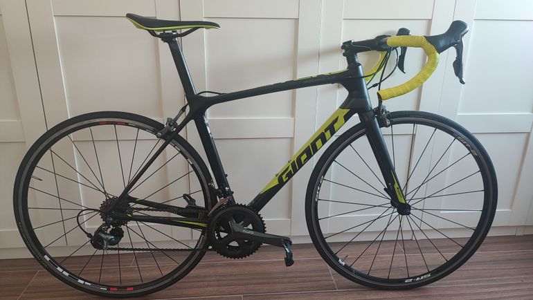 Used Giant TCR Advanced 3 2016 2016 Road & Gravel, Light Gray — image 1 of 5