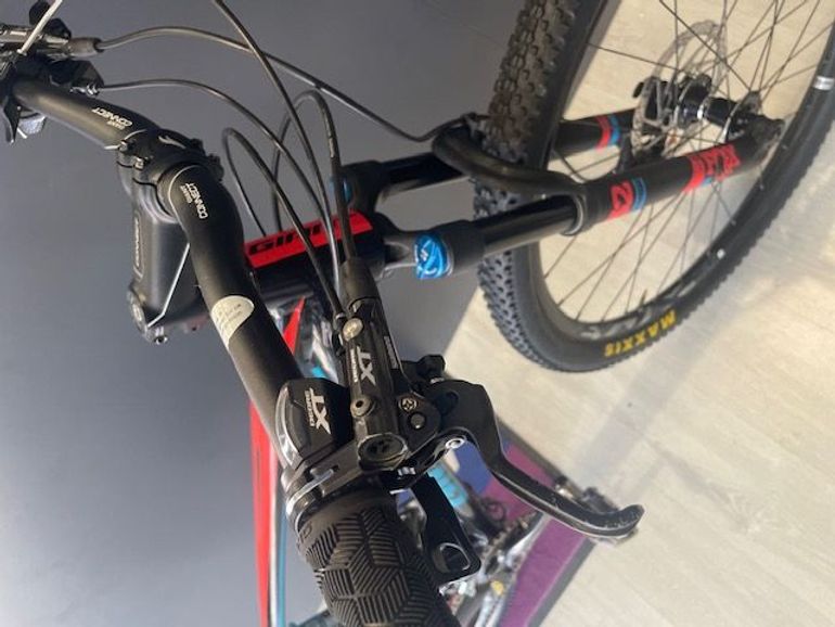 Used Giant Fathom 0 2017 Mountainbike, Black — image 5 of 5